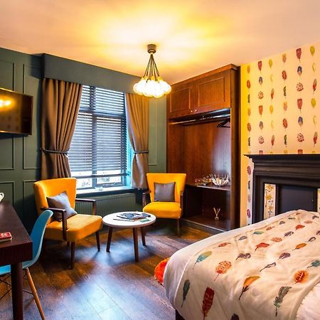 Eagle And Child, Ramsbottom Hotel Бери Екстериор снимка