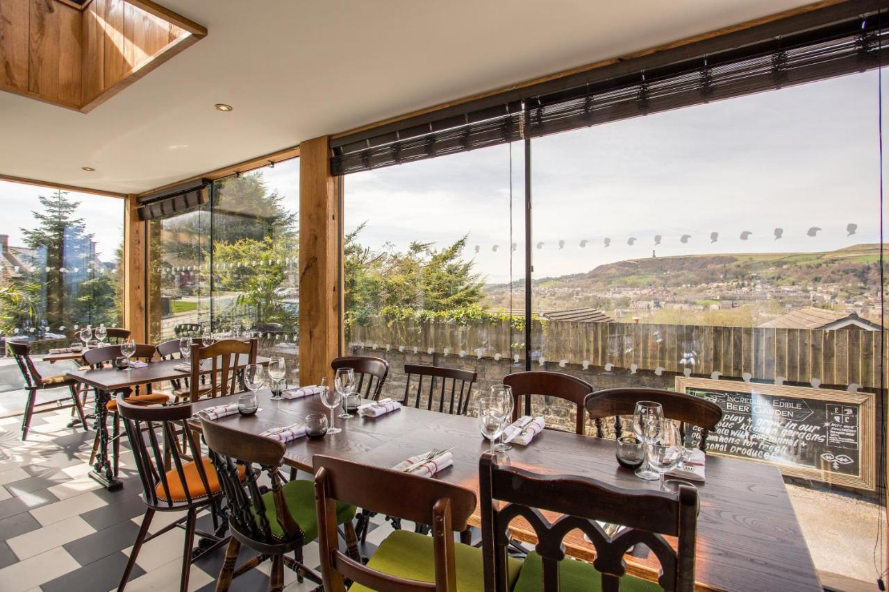 Eagle And Child, Ramsbottom Hotel Бери Екстериор снимка