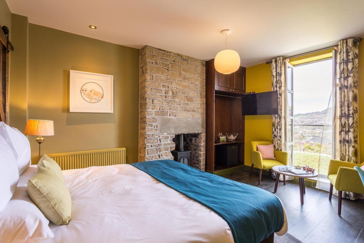 Eagle And Child, Ramsbottom Hotel Бери Екстериор снимка