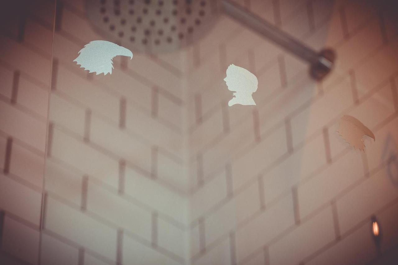 Eagle And Child, Ramsbottom Hotel Бери Екстериор снимка