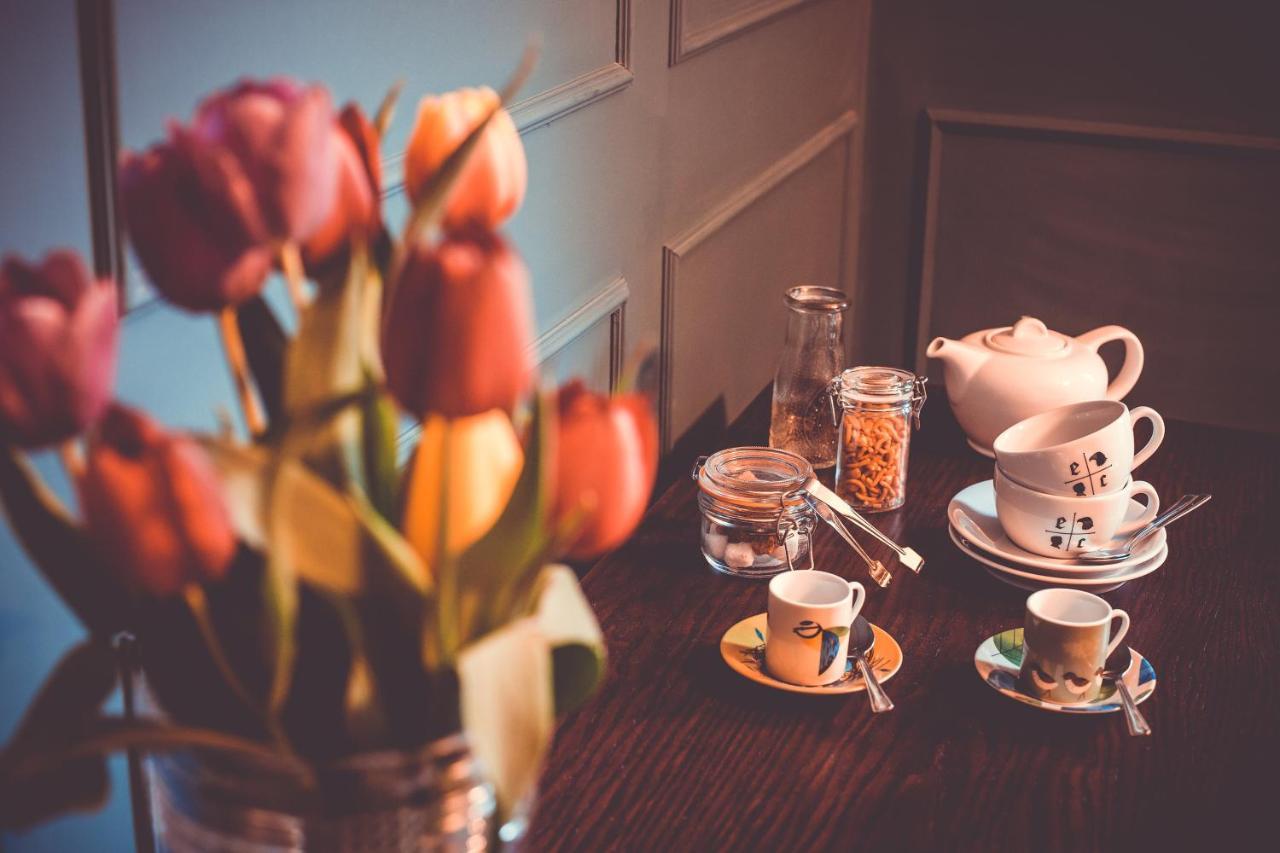Eagle And Child, Ramsbottom Hotel Бери Екстериор снимка
