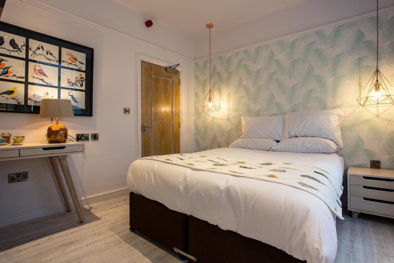 Eagle And Child, Ramsbottom Hotel Бери Екстериор снимка
